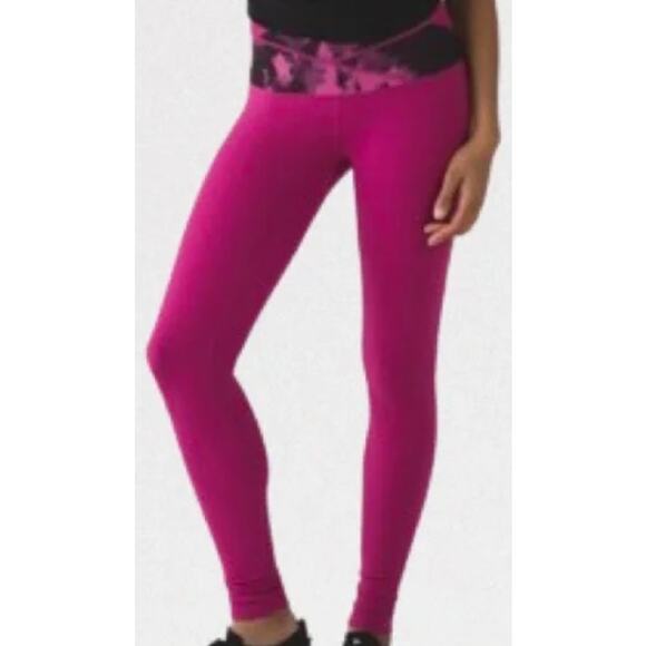 Lululemon Wunder Under Full On Luon Raspberry / Black Leggings sz 4 WP6 - Picture 1 of 5